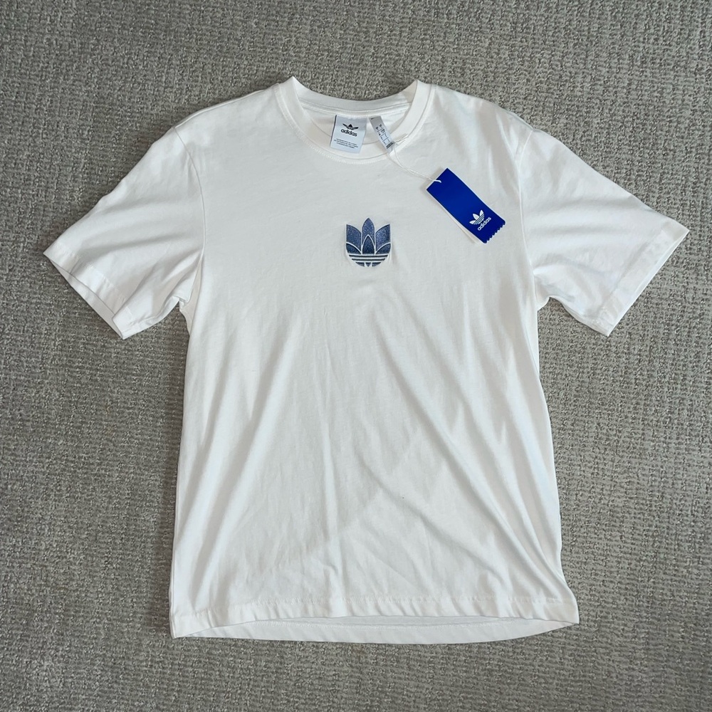 NWT Embroidered Adidas Tshirt